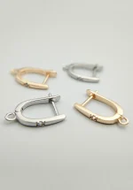 پایه گوشواره حلقه‌ای قفل دار کوچک نگین‌دار نقره ای و طلایی– کد EH-001