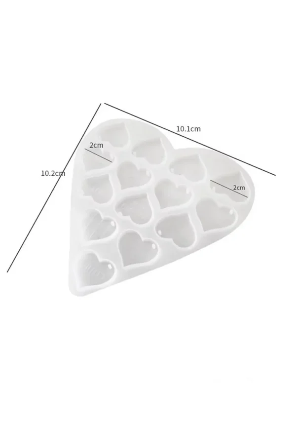 سایز قالب سیلیکونی قلب عاشقانه رزین؛ انتخابی خاص برای ساخت آویزهای احساسی و ماندگار