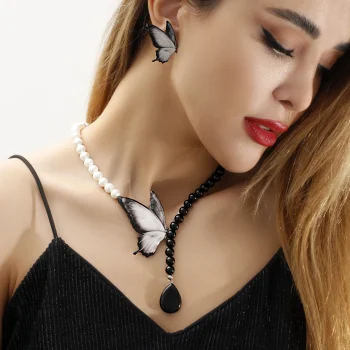 butterfly-jewelry-set-shahdis-on-model